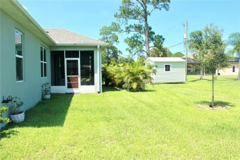 House in Palm Bay, Florida 4 bedrooms, 189.52 sq.m. № 1899963 - photo 5