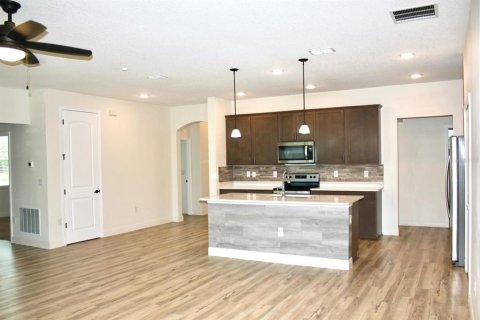 House in Palm Bay, Florida 4 bedrooms, 189.52 sq.m. № 1899963 - photo 17