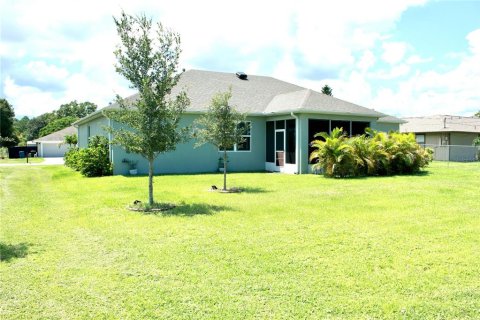 House in Palm Bay, Florida 4 bedrooms, 189.52 sq.m. № 1899963 - photo 4