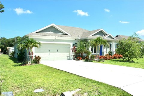 House in Palm Bay, Florida 4 bedrooms, 189.52 sq.m. № 1899963 - photo 3