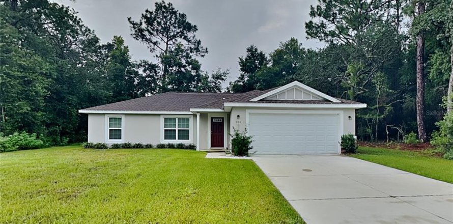 Villa ou maison à Dunnellon, Floride 3 chambres, 134.99 m2 № 2115105