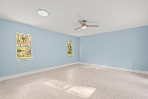 House in Homosassa, Florida 3 bedrooms, 186.92 sq.m. № 1894198 - photo 18