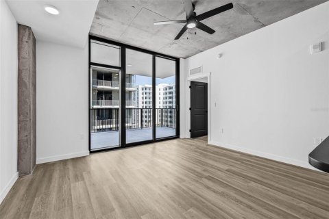 Apartamento en alquiler en Saint Petersburg, Florida, 1 dormitorio, 75.62 m2 № 1762177 - foto 7