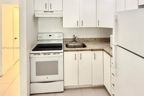 Condominio en alquiler en Dania Beach, Florida, 1 dormitorio, 55.74 m2 № 2026384 - foto 7