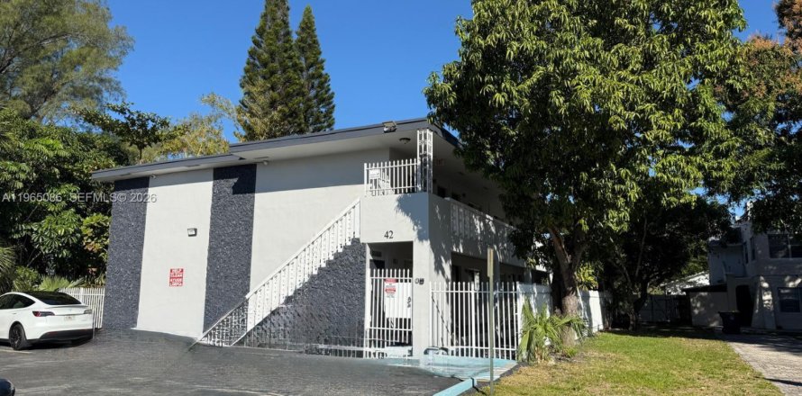 Condominio en Dania Beach, Florida, 1 dormitorio  № 2026384