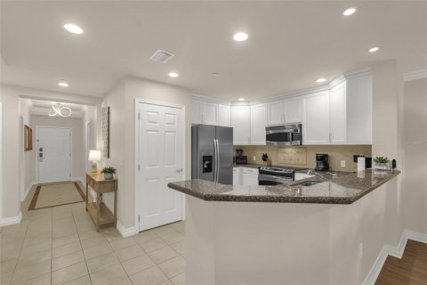 Copropriété à vendre à Four Corners, Floride: 3 chambres, 151.43 m2 № 2427059 - photo 8