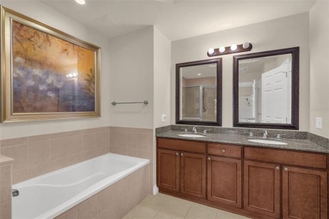 Copropriété à vendre à Four Corners, Floride: 3 chambres, 151.43 m2 № 2427059 - photo 17