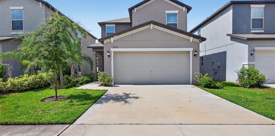 Villa ou maison à Tampa, Floride 3 chambres, 145.67 m2 № 1825116