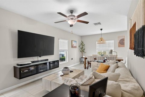 Villa ou maison à vendre à Tampa, Floride: 3 chambres, 145.67 m2 № 1825116 - photo 9