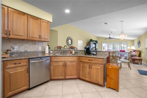 House in Hernando, Florida 2 bedrooms, 169.18 sq.m. № 1746323 - photo 13