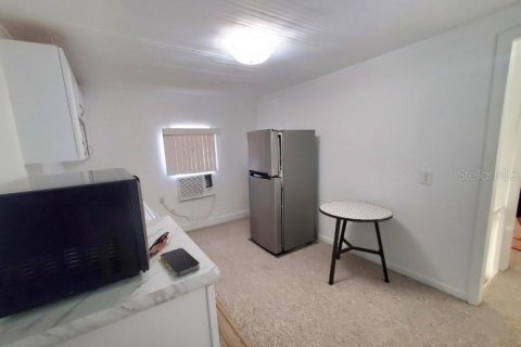 Apartamento en alquiler en Punta Gorda, Florida, 1 dormitorio, 67.35 m2 № 2219365 - foto 2