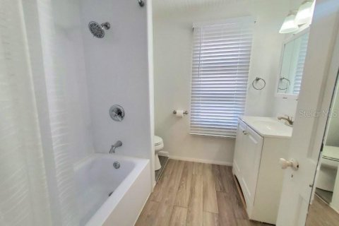 Apartamento en alquiler en Punta Gorda, Florida, 1 dormitorio, 67.35 m2 № 2219365 - foto 7