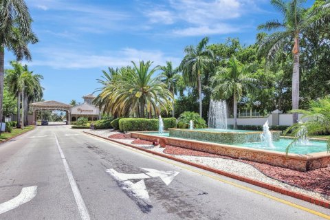 Купить кондоминиум в Коконат Крик, Флорида 2 спальни, 119.94м2, № 2008181 - фото 25