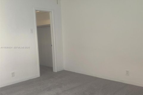 Apartment in Fort Lauderdale, Florida 1 bedroom, 9430.79 sq.m. № 1994387 - photo 7