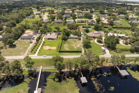 House in Clermont, Florida 2 bedrooms, 140.47 sq.m. № 1791986 - photo 6