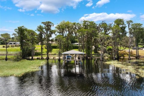 House in Clermont, Florida 2 bedrooms, 140.47 sq.m. № 1791986 - photo 4