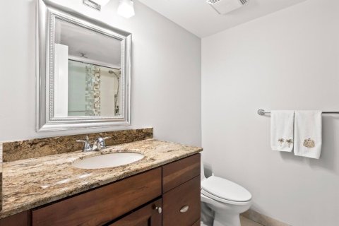 Купить кондоминиум в Уилтон-Мэнорс, Флорида 3 комнаты, 78.97м2, № 2085139 - фото 19