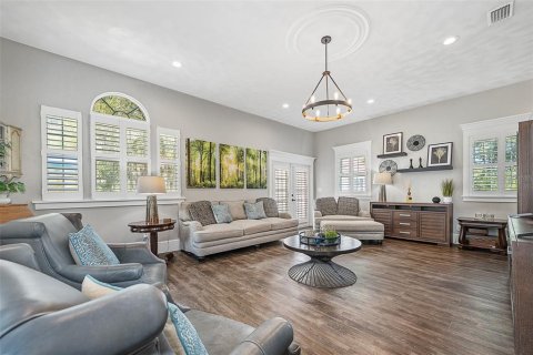 Casa en venta en Ormond Beach, Florida, 4 dormitorios, 278.8 m2 № 2383491 - foto 11