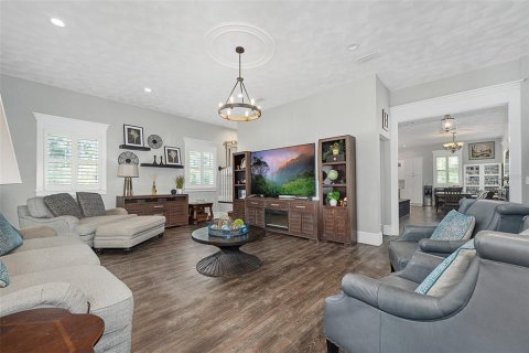 Casa en venta en Ormond Beach, Florida, 4 dormitorios, 278.8 m2 № 2383491 - foto 12