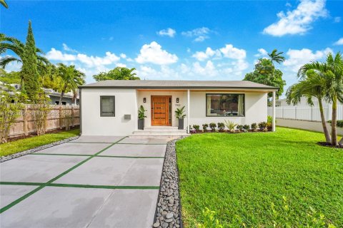 Casa en venta en North Bay Village, Florida, 3 dormitorios, 143.72 m2 № 1982529 - foto 26