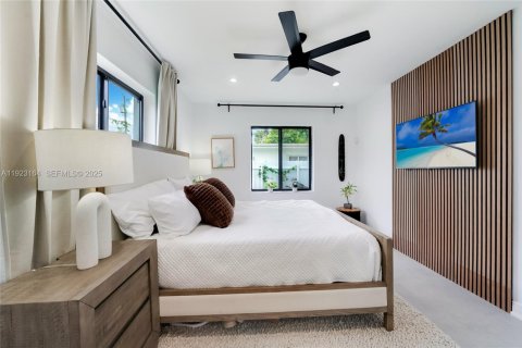 Casa en venta en North Bay Village, Florida, 3 dormitorios, 143.72 m2 № 1982529 - foto 9