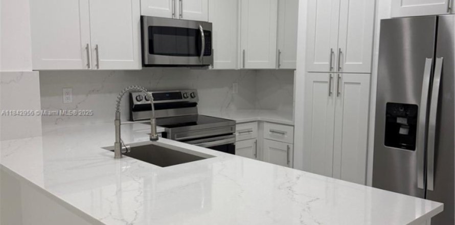 Touwnhouse à North Lauderdale, Floride 3 chambres, 130.43 m2 № 1849109