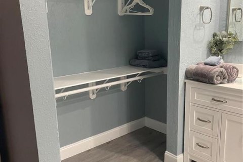 Condo in Clearwater, Florida, 2 bedrooms  № 1916343 - photo 18