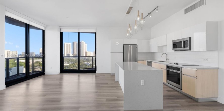 Condo in Hallandale Beach, Florida, 3 bedrooms  № 2002974