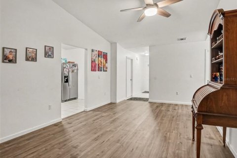 Adosado en venta en Orlando, Florida, 3 dormitorios, 123.65 m2 № 2410673 - foto 8