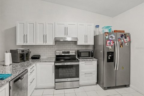 Adosado en venta en Orlando, Florida, 3 dormitorios, 123.65 m2 № 2410673 - foto 10