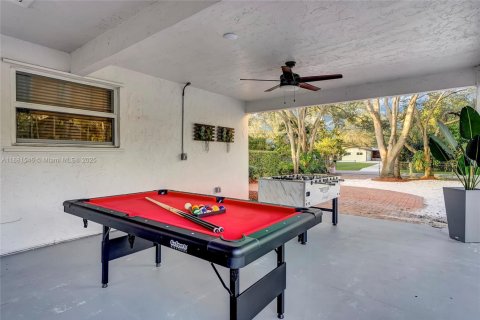 House in Davie, Florida 8 bedrooms, 261.06 sq.m. № 1983320 - photo 26