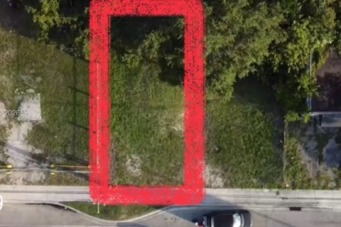 Immobilier commercial à vendre à Miami, Floride № 2033049 - photo 2