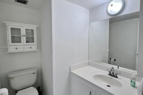 Снять в аренду кондоминиум в Норт-Майами-Бич, Флорида 1 спальня, 75.07м2, № 1950429 - фото 5