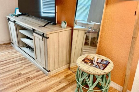 Купить кондоминиум в Майами-Бич, Флорида 1 спальня, 41.16м2, № 2051924 - фото 7