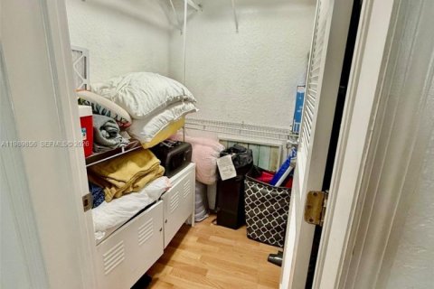 Купить кондоминиум в Майами-Бич, Флорида 1 спальня, 41.16м2, № 2051924 - фото 11