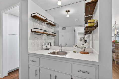 Copropriété à vendre à Hutchinson Island South, Floride: 1 chambre, 93 m2 № 2184223 - photo 17