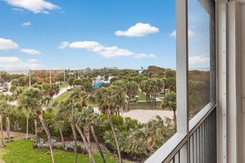 Copropriété à vendre à Hutchinson Island South, Floride: 1 chambre, 93 m2 № 2184223 - photo 26