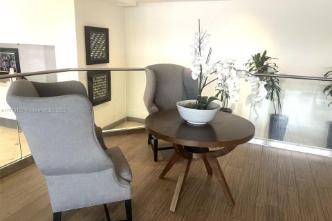 Condominio en venta en Miami Beach, Florida, 51.1 m2 № 1958921 - foto 17