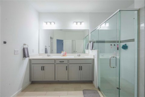 Casa en venta en Haines City, Florida, 4 dormitorios, 196.02 m2 № 1717584 - foto 18