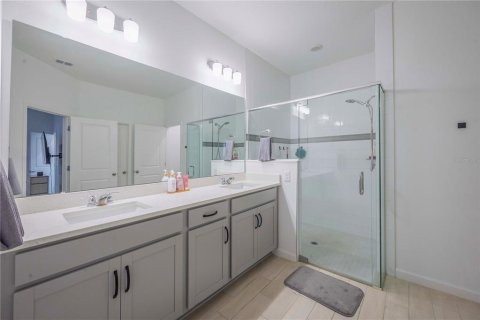 Casa en venta en Haines City, Florida, 4 dormitorios, 196.02 m2 № 1717584 - foto 17