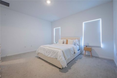Casa en venta en Haines City, Florida, 4 dormitorios, 196.02 m2 № 1717584 - foto 12