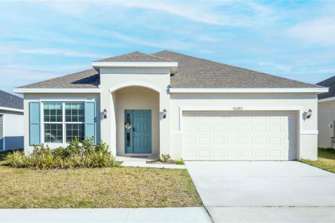 Casa en venta en Haines City, Florida, 4 dormitorios, 196.02 m2 № 1717584 - foto 1