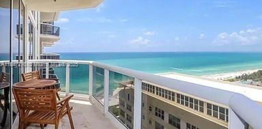 Condo à Miami Beach, Floride, 2 chambres № 1845728