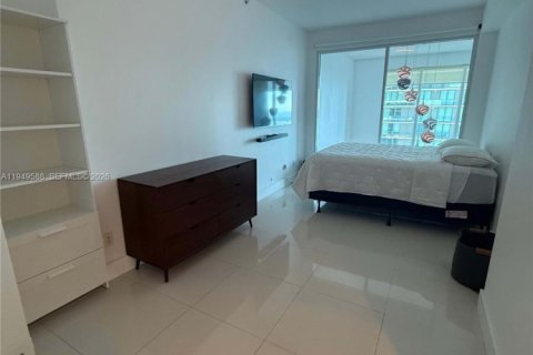 Снять в аренду кондоминиум в Майами, Флорида 2 спальни, 106.65м2, № 2011751 - фото 24