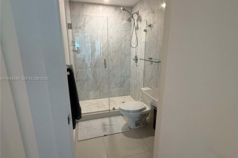 Снять в аренду кондоминиум в Майами, Флорида 2 спальни, 106.65м2, № 2011751 - фото 26