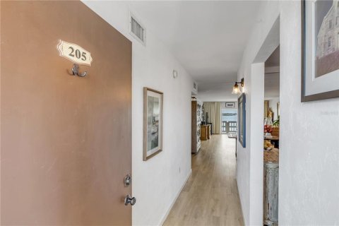 Купить кондоминиум в Порт-Оранж, Флорида 6 комнат, 138.89м2, № 1908159 - фото 6