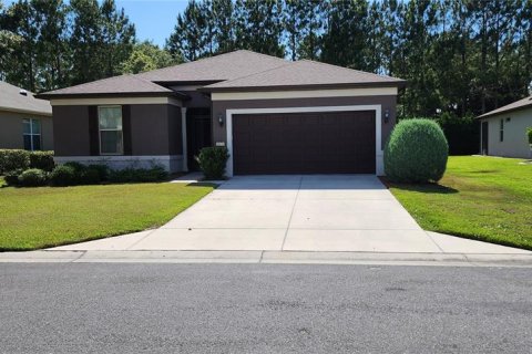 Casa en venta en Ocala, Florida, 3 dormitorios, 174.01 m2 № 1915178 - foto 1