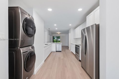 Купить таунхаус в Бока-Ратон, Флорида 3 спальни, 156.73м2, № 1949884 - фото 7