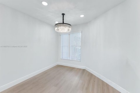 Купить таунхаус в Бока-Ратон, Флорида 3 спальни, 156.73м2, № 1949884 - фото 22