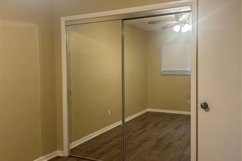 Condo in Clearwater, Florida, 2 bedrooms  № 1912469 - photo 13